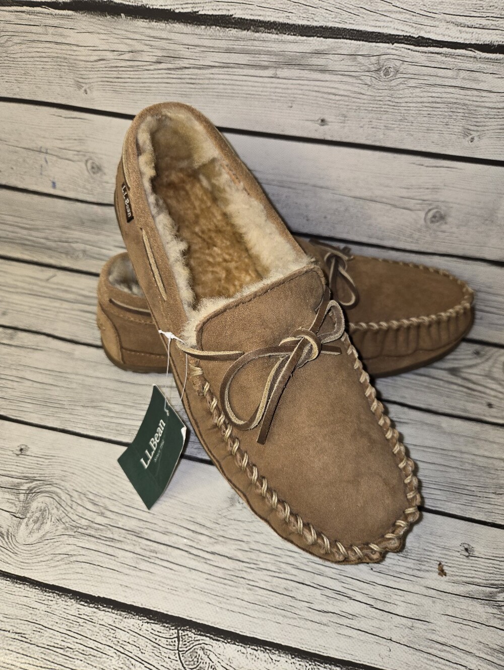 L.L.Bean mens Suede Shearling Lined Moccasin Slippers Brown Size 11 Wide NWT